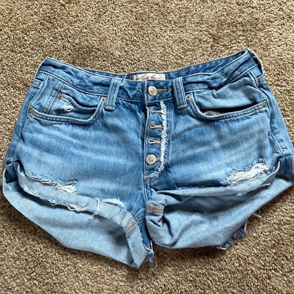 FREE PEOPLE size 26 jean shorts